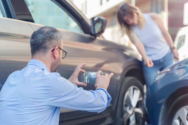 Professional Commercial Auto Insurance technician working in Springdale, MD